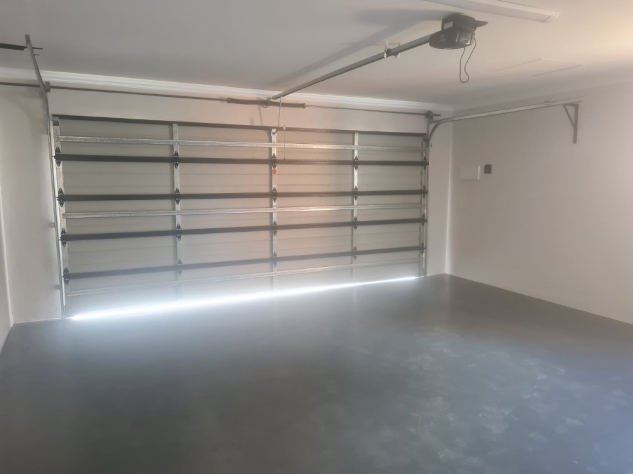 3 Bedroom Property for Sale in Somerton Estate Free State